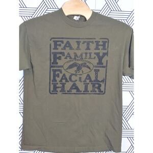 Duck Commander Roberston Family Tshirt Size XL